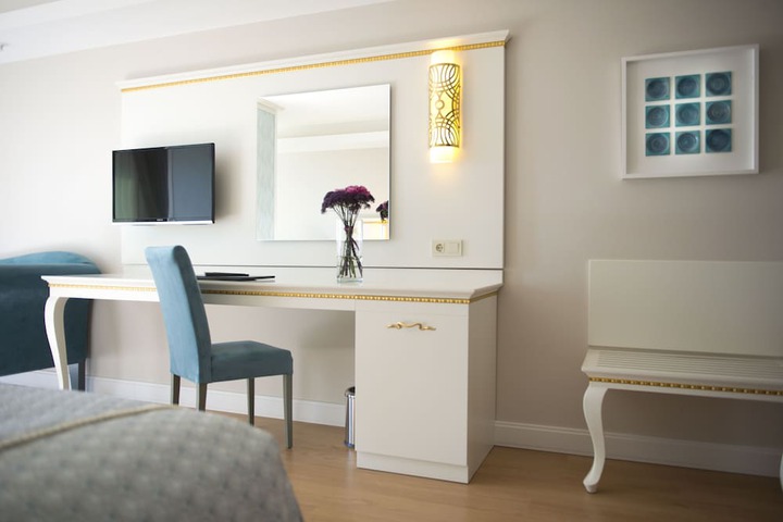 Room 21 of 61