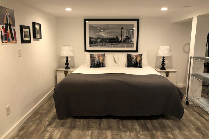 Room 11 of 40