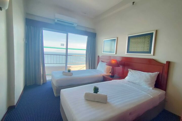 Room 164 of 650
