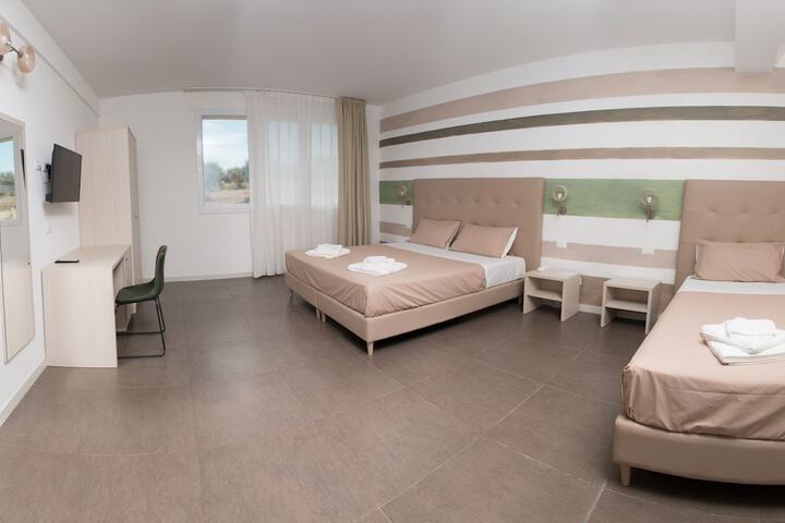 Room 7 of 43