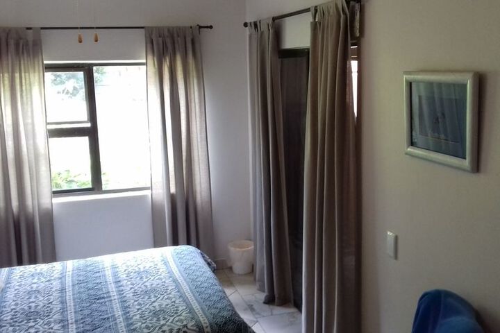 Room 2 of 48