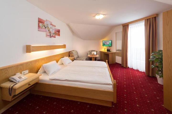 AKTIV- & FAMILIENHOTEL ALPENBLICK