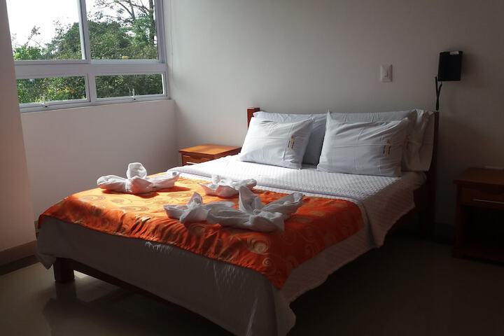 Room 9 of 39