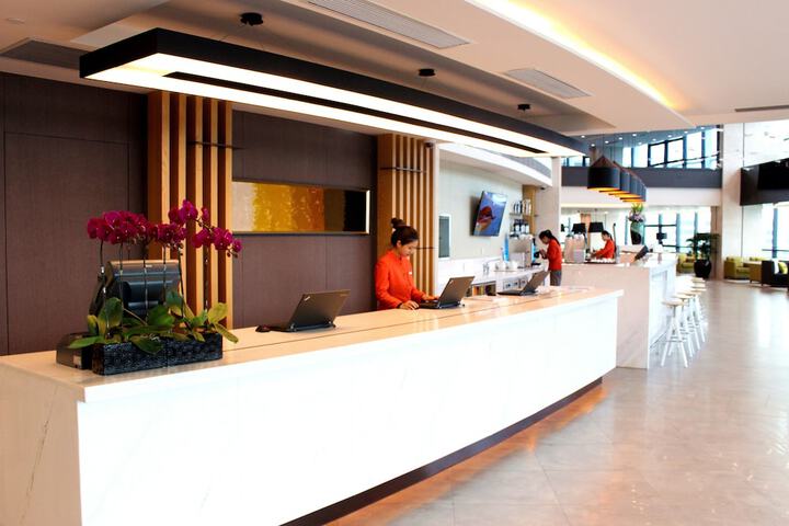 Lobby Photo