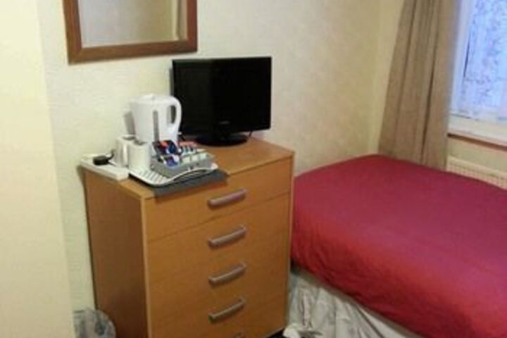 Room 65 of 149