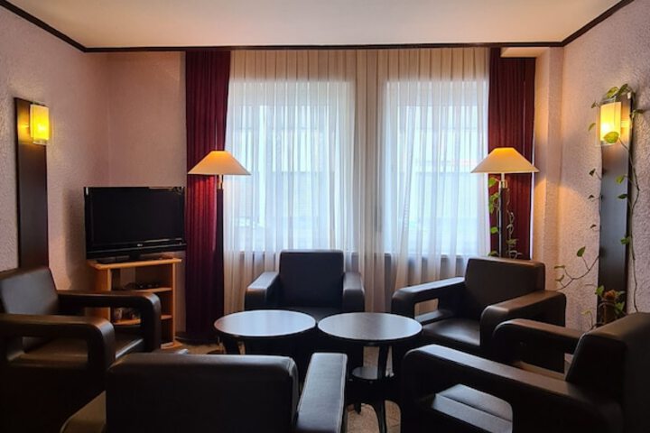 Hotel Interior 16 of 91