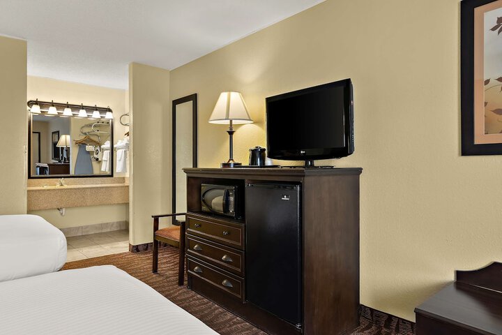 Room 10 of 58