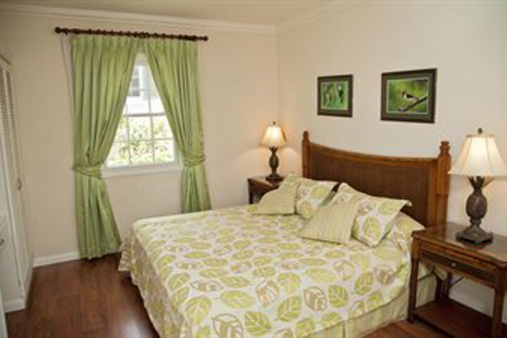 Room 8 of 36