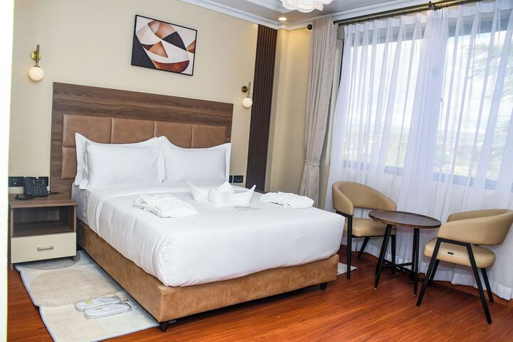 Room 5 of 21