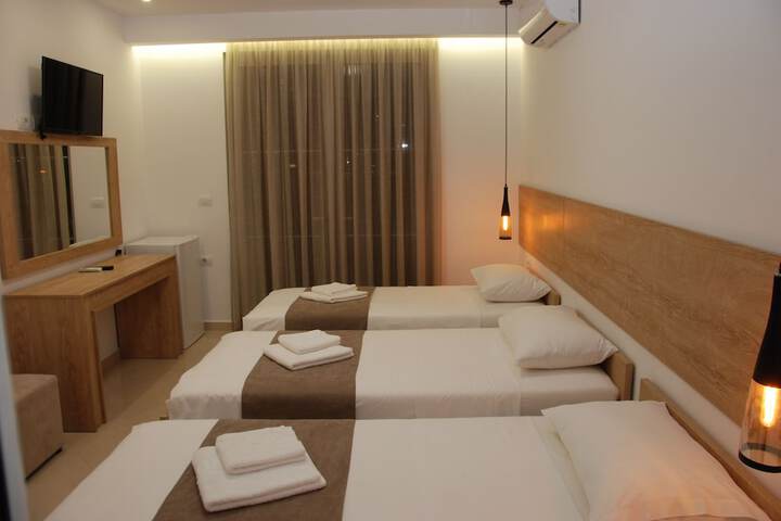 Room 18 of 47