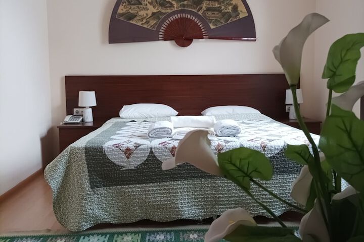 Room 10 of 41