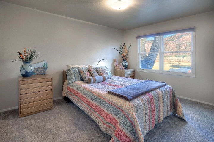 Room 2 of 12