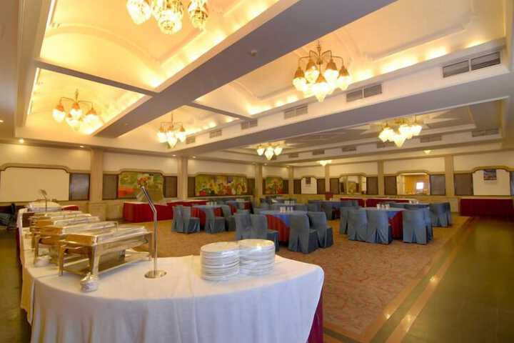 Ballroom/Hall 30 of 41