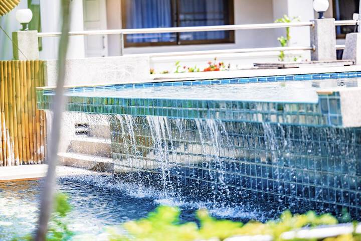 Pool 64 of 132