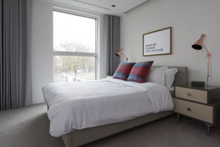 Room 8 of 23