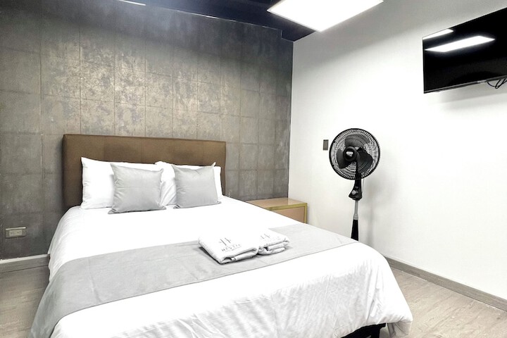 Room 31 of 87