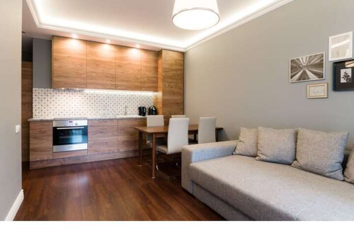 Room 93 of 183