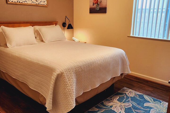 Room 12 of 72