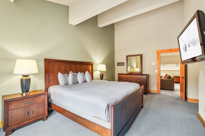 Room 49 of 190