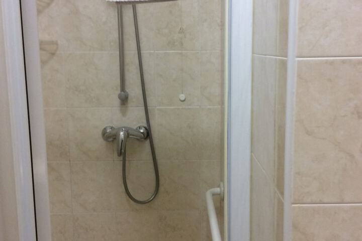 Room 16 of 20