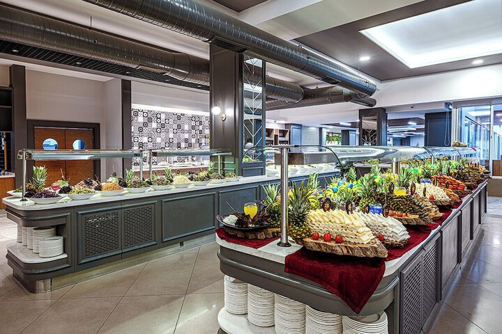 Dining 93 of 151