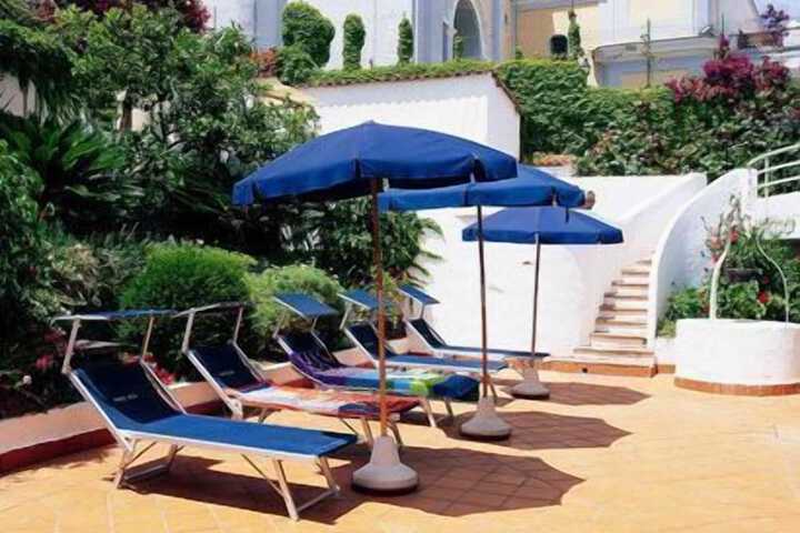 Sundeck