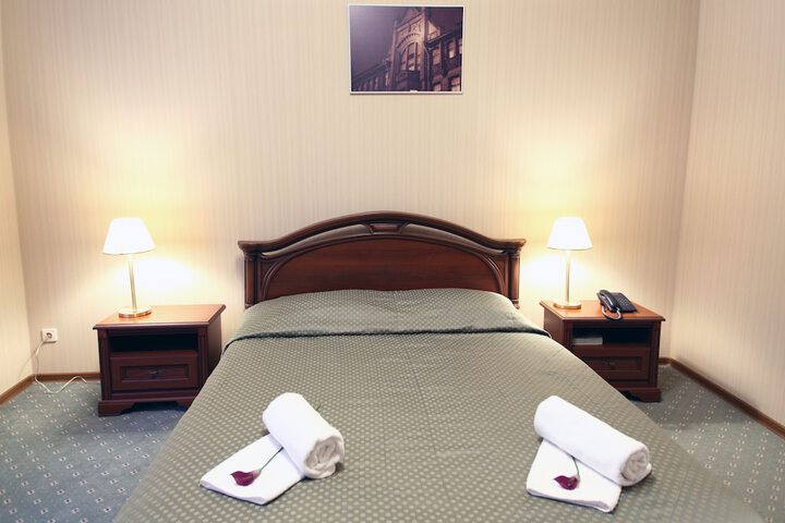 Room 19 of 49
