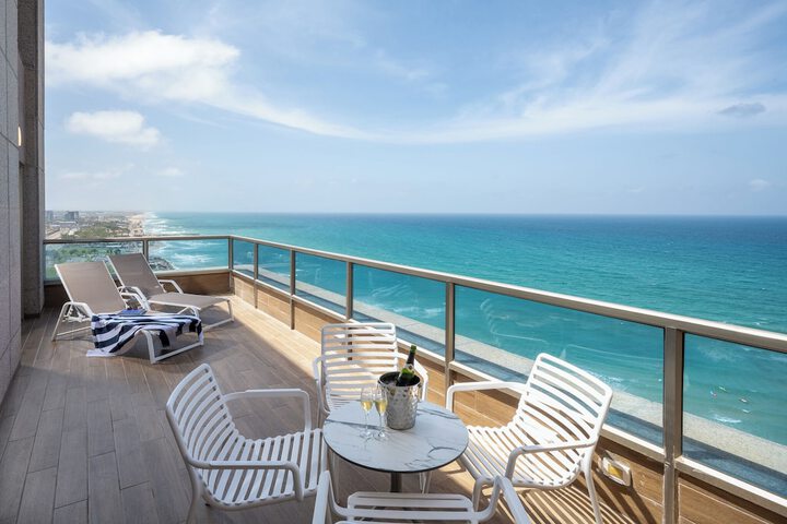 Terrace/Patio 44 of 104