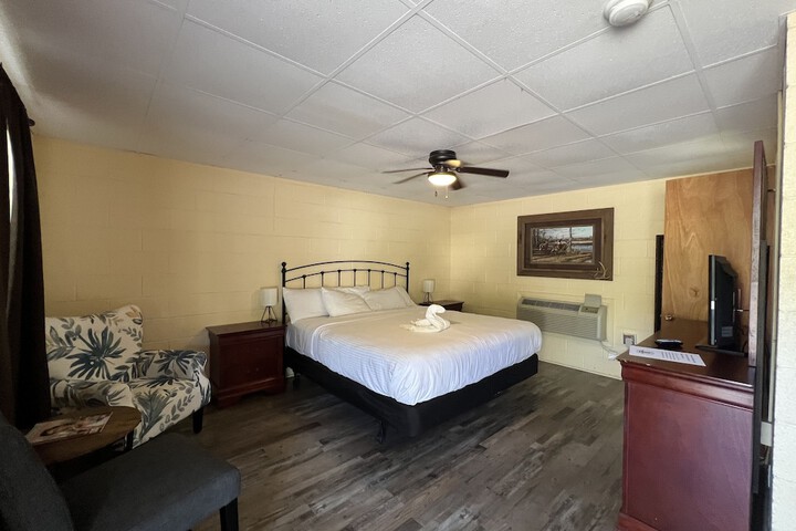 Exterior of JI6 King Guest Room at the Joplin Inn at entrance to the resort by RedAwning