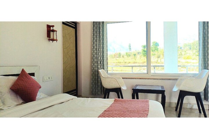 Room 8 of 113