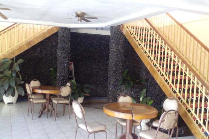 Dining Photos