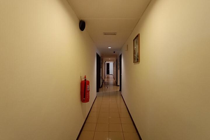 Hotel Interior 8 of 19