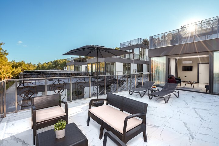 Terrace/Patio 61 of 89