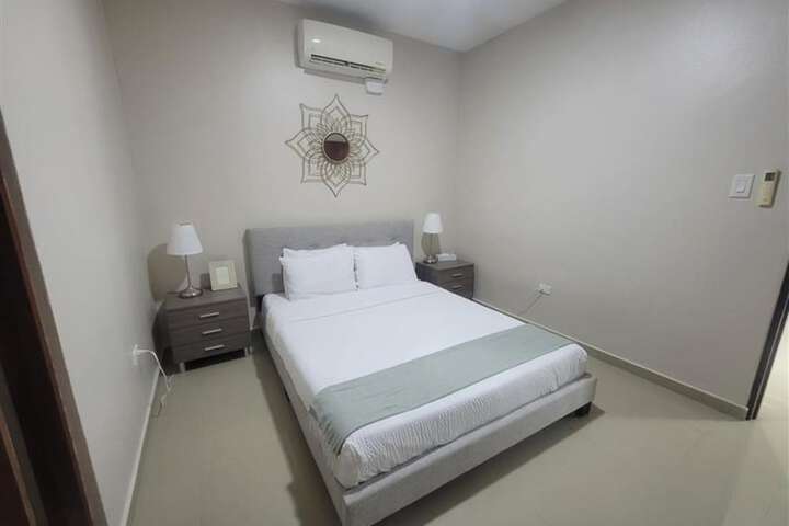 Room 4 of 31