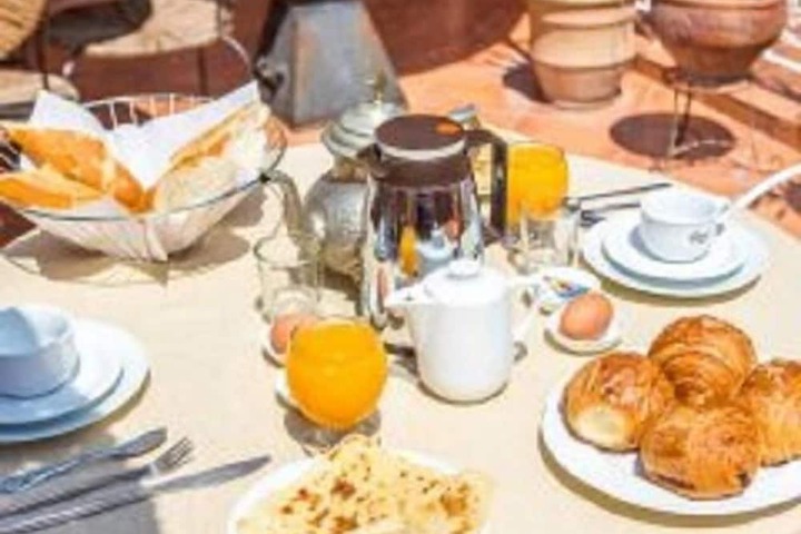 Breakfast/Coffee Service 40 of 53
