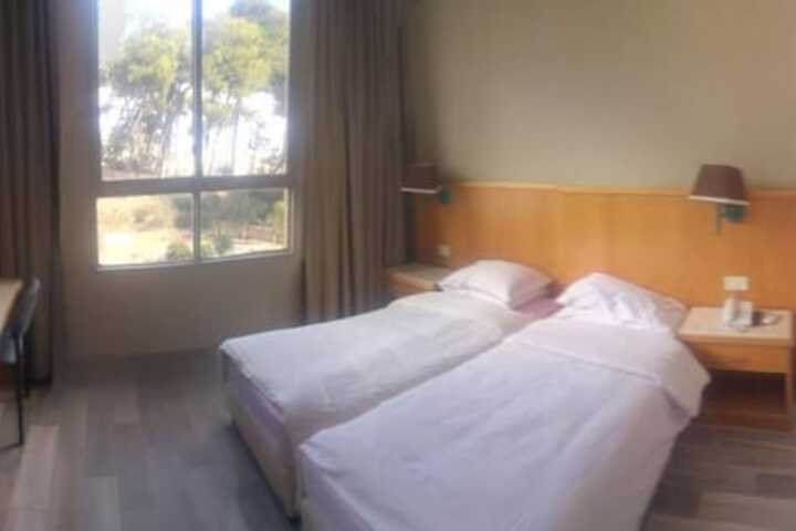 Room 15 of 45