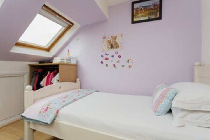 Room 17 of 25