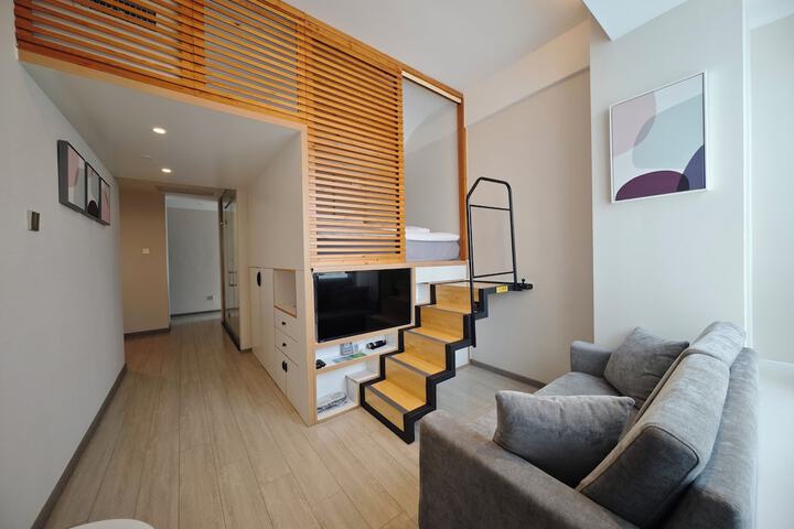Room 21 of 40