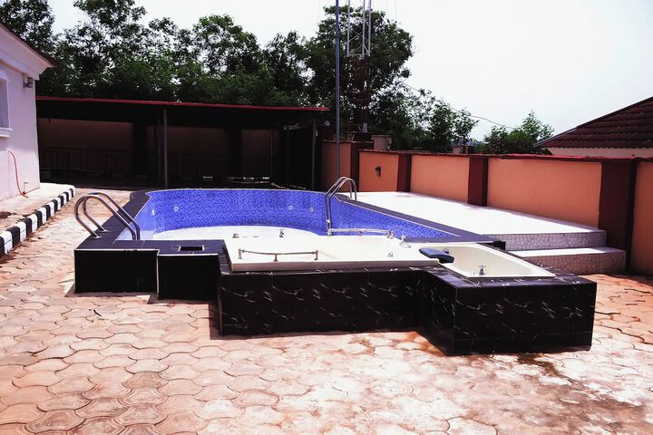 Pool 29 of 79