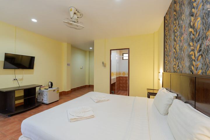 Room 42 of 127