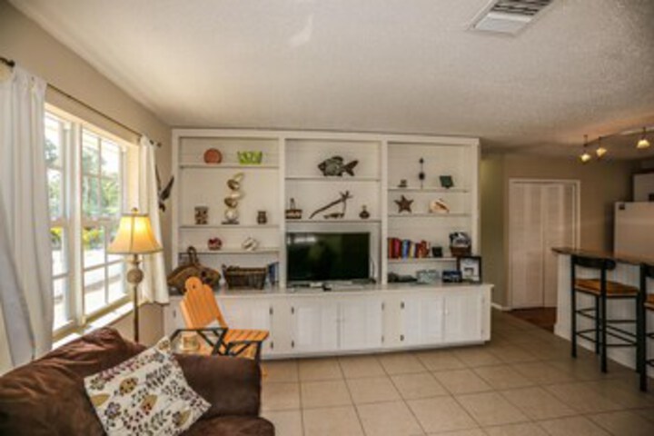 Hotel Interior 11 of 23