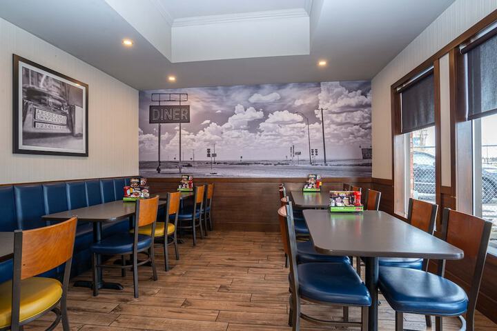 Breakfast area