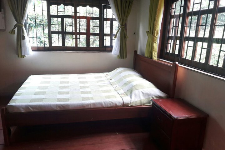 Room 3 of 55