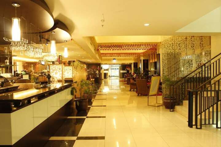 Lobby Photos
