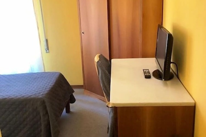 Room 14 of 73