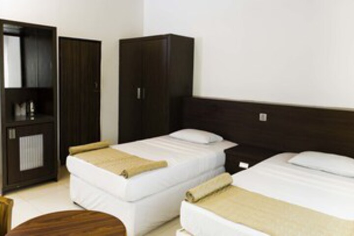 Room 16 of 26
