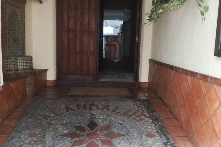 Hotel Al Andalus