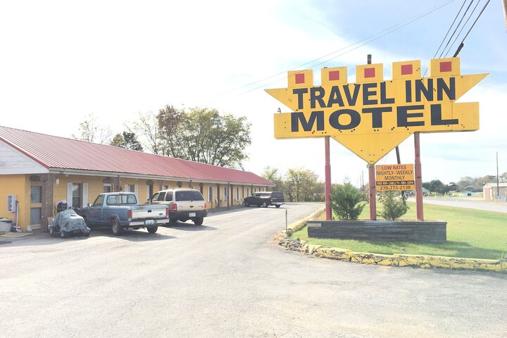 Travel Inn in Cave City, KY