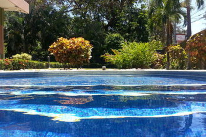 Pool 19 of 26