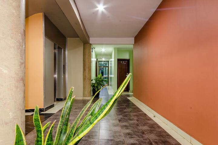 Ballroom/Hall 46 of 51